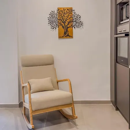1br Near And Center *