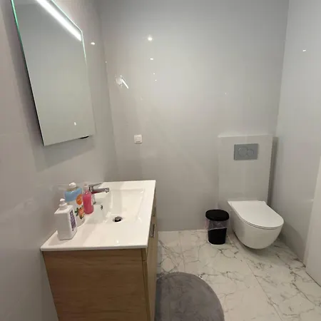 1br Near And Center アパート