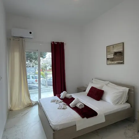 1br Near And Center Apartman Lutráki