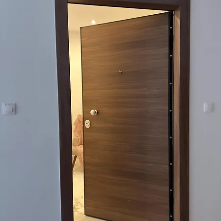 1br Near And Center Apartman Lutráki