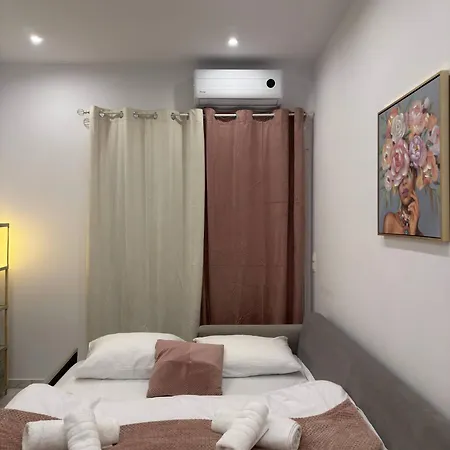 Apartman 1br Near And Center Lutráki
