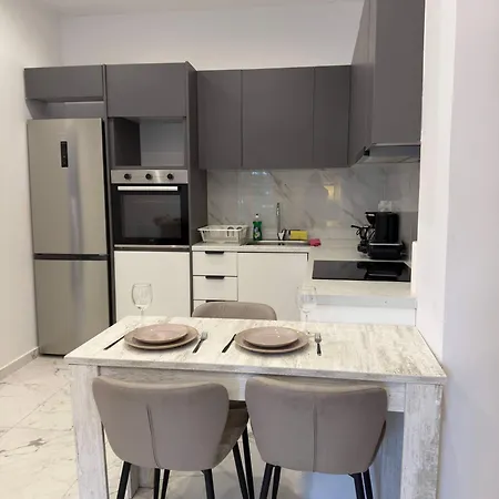 Apartman 1br Near And Center *