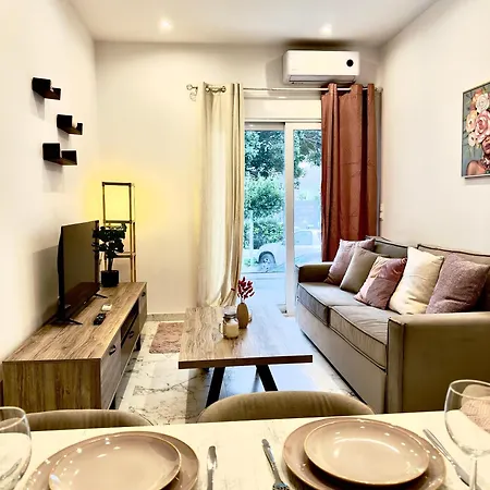Apartman 1br Near And Center Lutráki